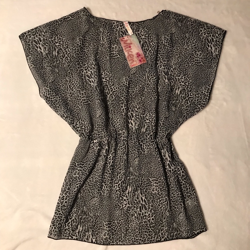 Miken Leopard Print Swimsuit Cover-Up👙🩴